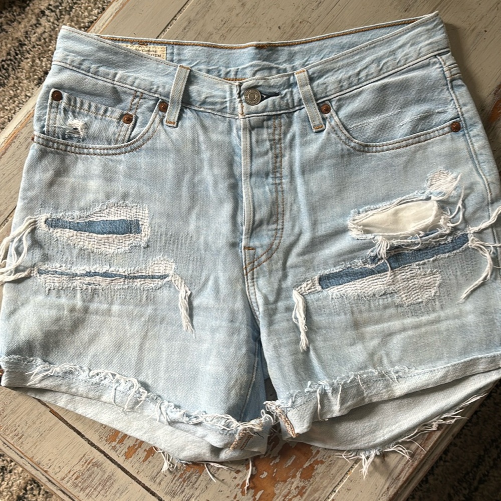 Levi’s Denim shorts